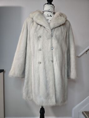 Luxury White Platinum Blond Mink Fur Coat Jacket Authentic Mink Hollywood Glam